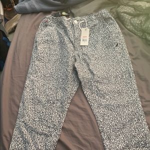 Staple Joggers size Large